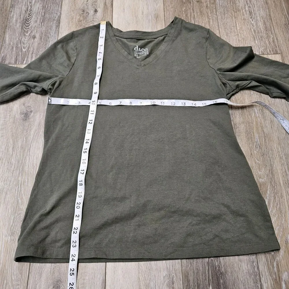 D & Co. Essential V Neck 3/4 Sleeves Pullover Tee Shirt Green Women's Medium